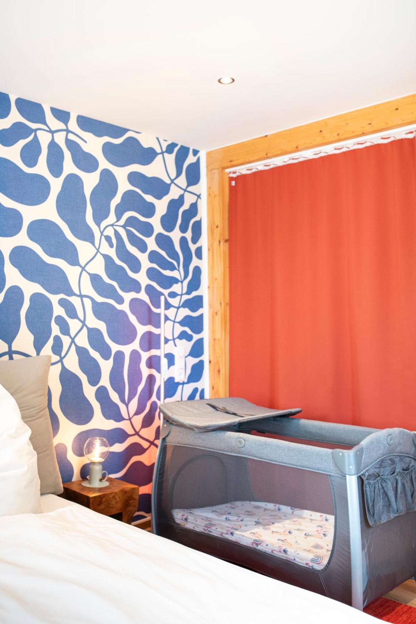 Bunter Hund Apartments - Zentrales Apartment, Parkplatz, Wintergarten, Kinderzimmer โรเทนบวร์ก อ็อบ แดร์เทาเบอร์ ภายนอก รูปภาพ