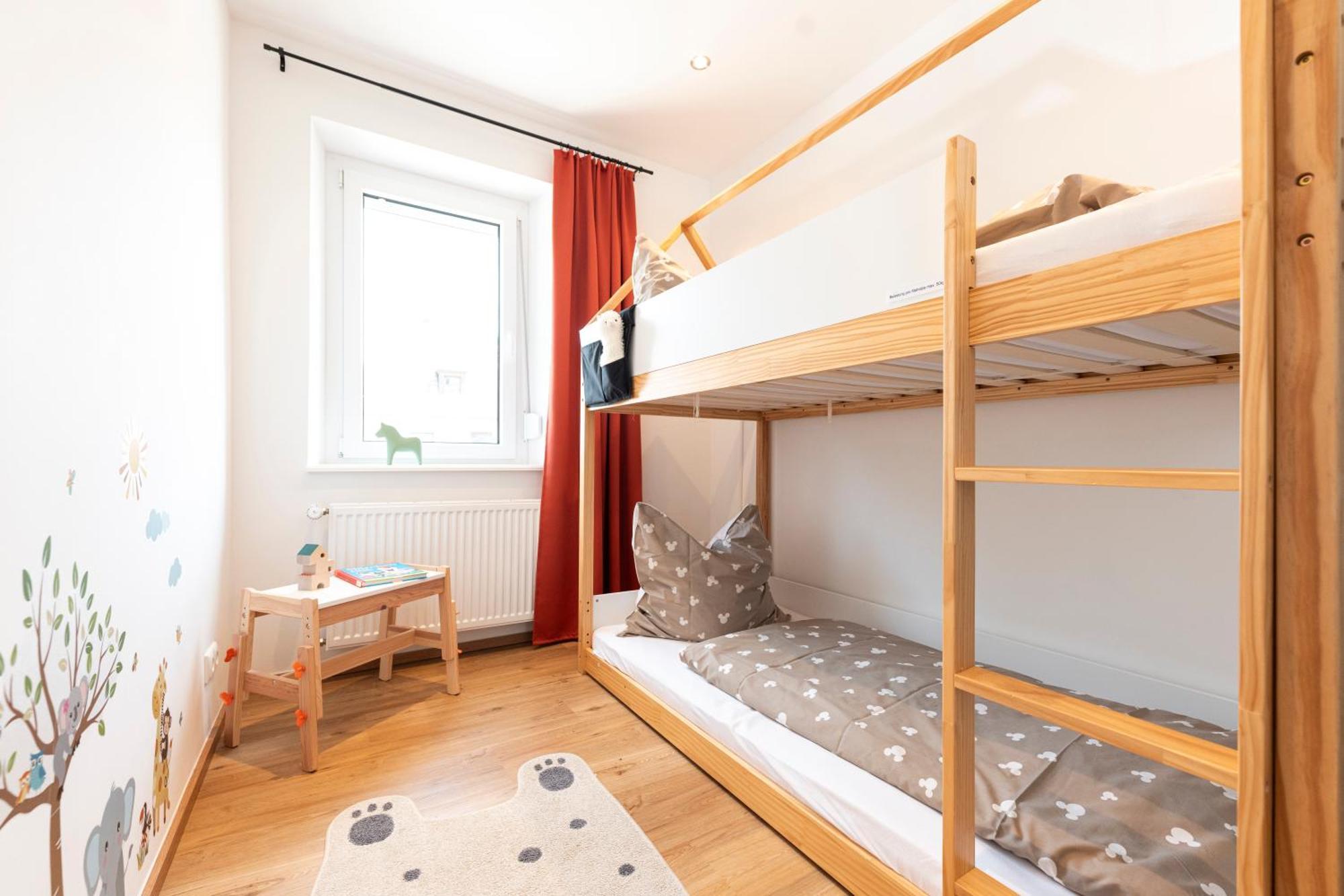 Bunter Hund Apartments - Zentrales Apartment, Parkplatz, Wintergarten, Kinderzimmer โรเทนบวร์ก อ็อบ แดร์เทาเบอร์ ภายนอก รูปภาพ
