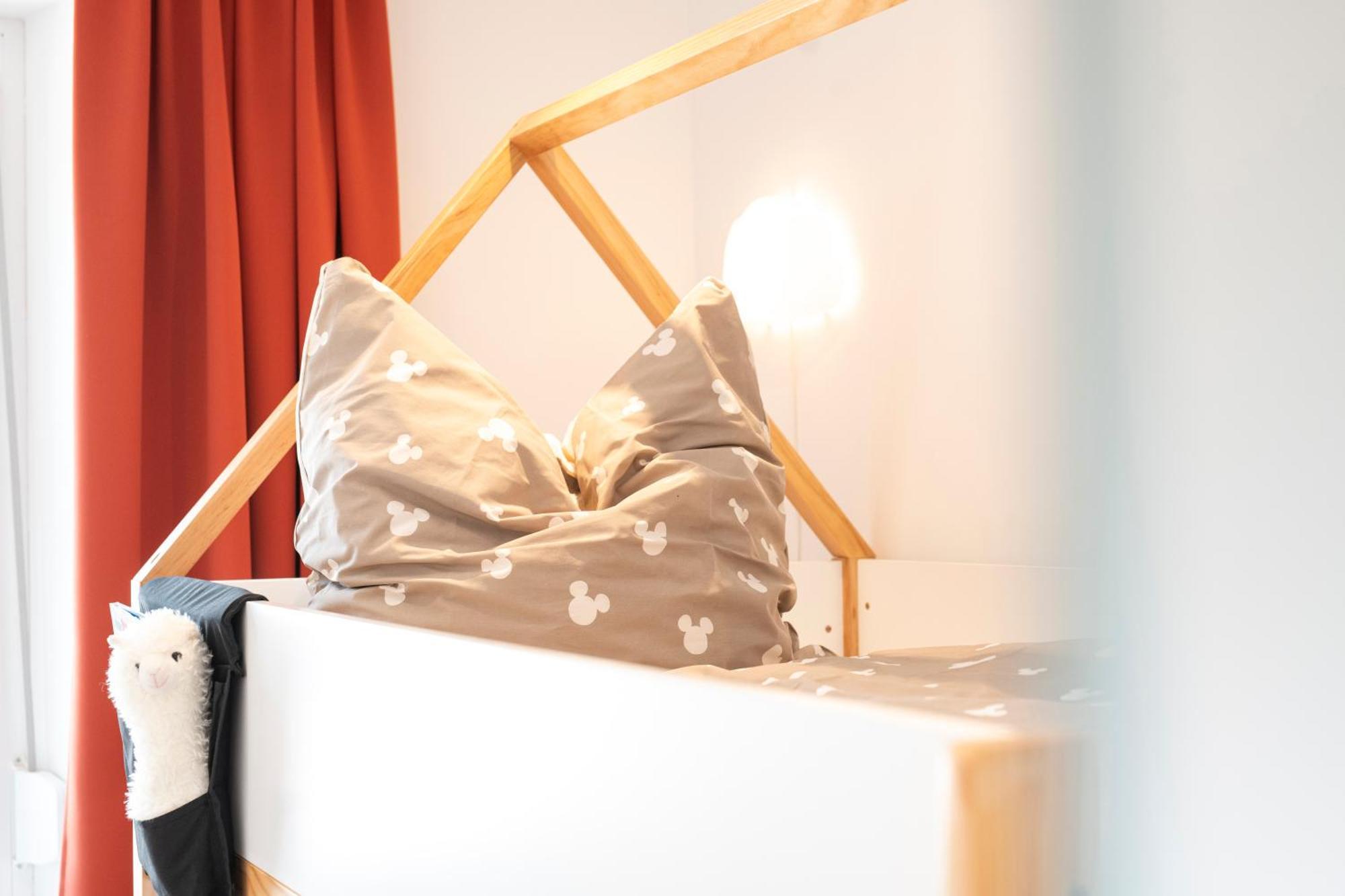 Bunter Hund Apartments - Zentrales Apartment, Parkplatz, Wintergarten, Kinderzimmer โรเทนบวร์ก อ็อบ แดร์เทาเบอร์ ภายนอก รูปภาพ